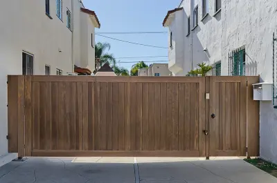 Pacific Garage Doors & Gates - Garage Door Installation & Repair in North Hollywood, CA