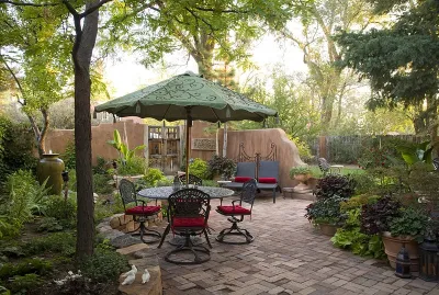 Lush Downtown Patio — Landscape Design project by Clemens & Associates Inc. in Santa Fe