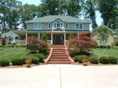 Rolling Hills Nursery - Landscape Construction in Murray, KY