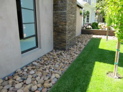 Contemporary Beach Retreat in Newport Beach by Dale Waldo Landscape Architecture