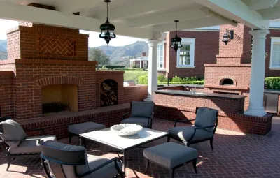 Lake Sherwood, CA | Landscape Design — Landscape Design project by Bill Mellett Design