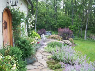 Dear Garden Associates, Inc. - Garden Remodeling in Doylestown, PA