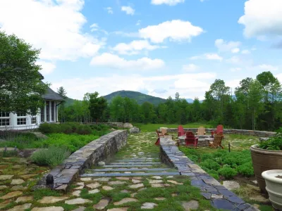 New Hampshire Escape — Landscape Design project by CLINTON+RIES Landscape Architects, PC in Lancaster