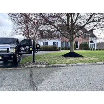 Reyes Outdoor Landscaping Services LLC - Sidewalk & Pathway Installation in New Brunswick, NJ