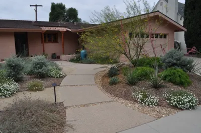 Dirt Diva Designs - Landscape Design in Studio City, CA