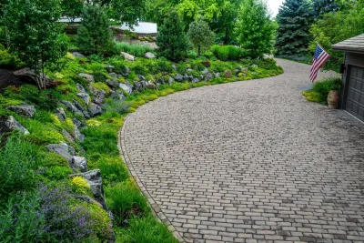 Doering Landscape Company - Outdoor Lighting Installation in Barrington, IL