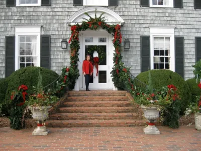 Dalton Georgia Estate by Dream Gardens Landscape Design & Installation