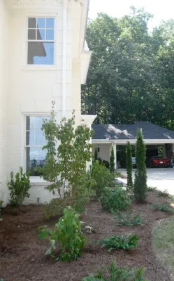 Lookout Mtn. Bluff View Home — Landscape Design project by Dream Gardens Landscape Design & Installation
