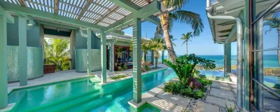 Coastal Modern - HGTV Ultimate Outdoor Awards - Best Overall — Landscape Design project by DWY Landscape Architects