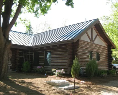Earth Environments LLC - Fence Installation in Romeo, MI