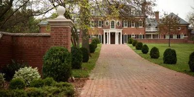 Patrick Henry Design Associates, LLC. - Landscape Design in Louisville, KY