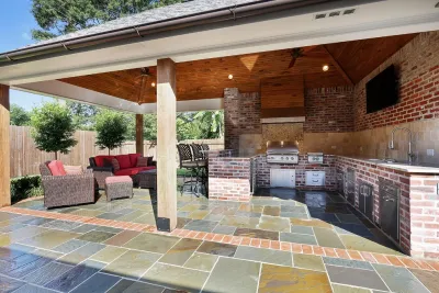 Southern Courtyard and Kitchen by Smith + Baker