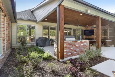 Five Oaks by Smith + Baker
