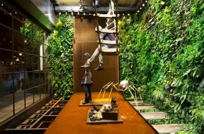 Symbiotik Walls - Landscape Design in Miami, FL