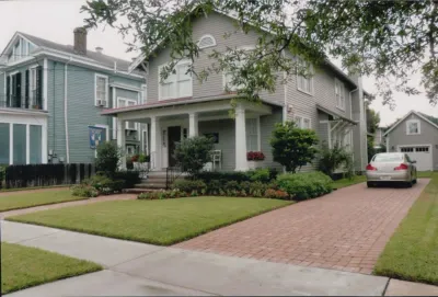Driveways & Off-street Parking — Landscape Design project by Exterior Designs, Inc. By Beverly Katz in New Orleans