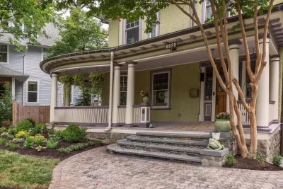 Northwest DC Victorian by Tiger Lily Landscapes, LLC