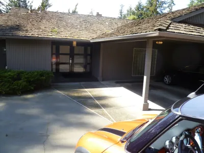Recent Projects - Bellevue Residence - Curb Appeal by Folia Horticultural + Design
