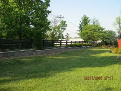 Bear Hands Landscaping - Landscape Construction in Louisville, KY