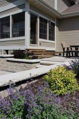 Seatwall Stepdown by Four Of Six Landscape