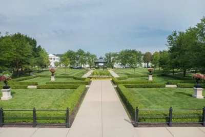 Calvin Landscape LLC - Landscape Construction in Indianapolis, IN
