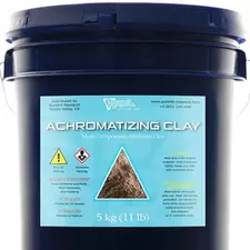 Achromatizing Clay
