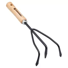 Corona Cultivator with Wooden Handle