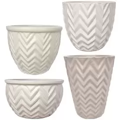 MCarr 26pc Chevron Planter Pallet White