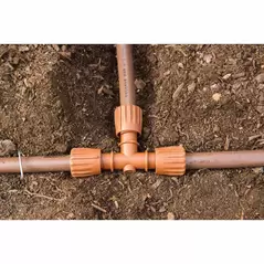 Hunter Locking Coupler, Threaded Brown Glass-Filled Polypropylene | PLDLOCCPL
