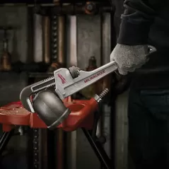 14" Aluminum Ergonomic For Turn Threaded Pipe and Pipe Fittings Pipe Wrench | MKE48227214