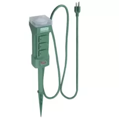 120 V 5 A 4-11/16" x 3-15/16" x 9-13/16" 6-Outlet Analog Mechanical Power Stake Timer | MEN3681826