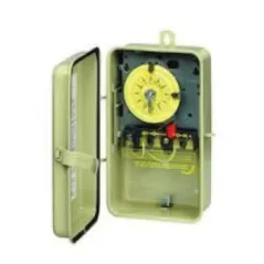 208 to 277 VAC 40 A 6.5" x 3.625" x 10.125" Mechanical Time Switch | ITMT104R3