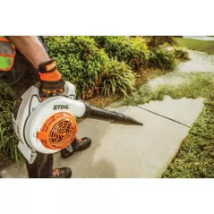 1.66 cu-in 1.07 bhp Handheld Blower | STIBG86
