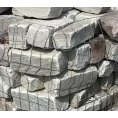 Tumbled Flagstone Cobble, 4" x 4" x 9", Tan | 2535