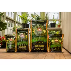 Royal Gold Crown Jewels Grow 3-2-2, 5 lb