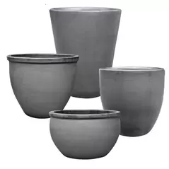 MCarr 16pc Aquapot Planter Pallet Matte Black