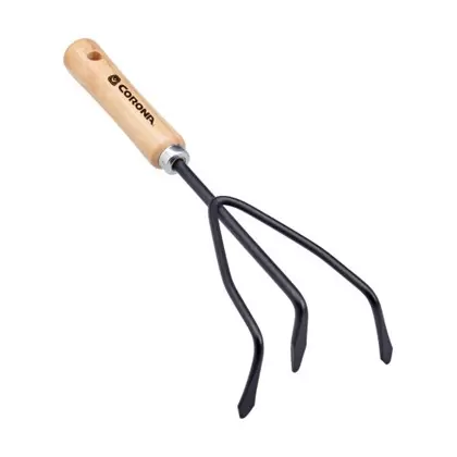 Corona Cultivator with Wooden Handle