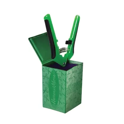 Harvest More Scissor Scrubber 2.75"x2"x2" (Use with own cleaning solution)