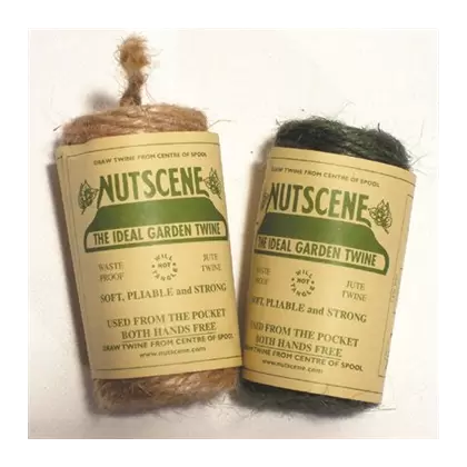 Bosmere Nutscene 49' W/ Mini Twine Spools