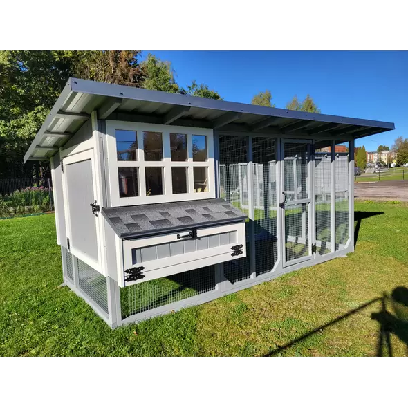 Cluck Cluck Coop House