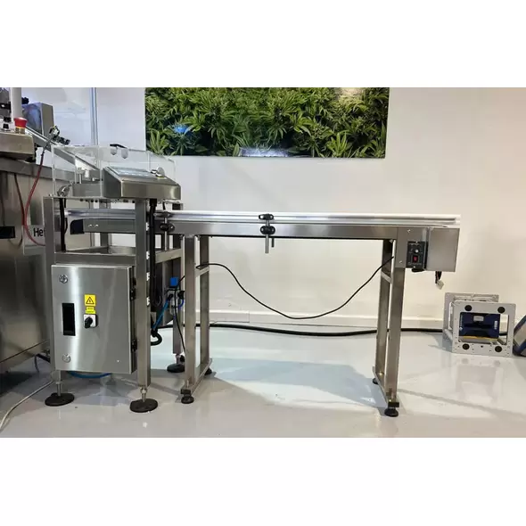 Tube Labeling Conveyor Machine - Hefestus