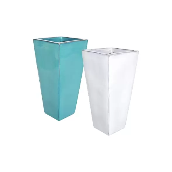 MCarr 12pc Tall Sq Planter Pallet Mixed Colors