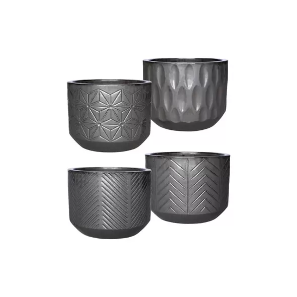 MCarr 32pc Mixed Planter Pallet Matte Black