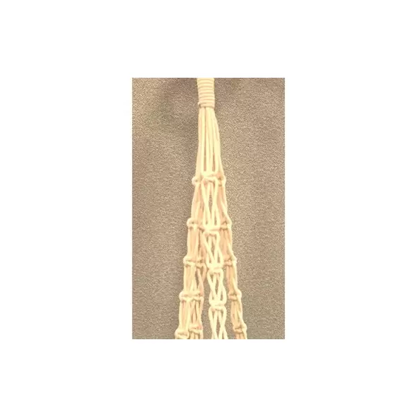 Primitive 40" Woven Link Hanger Cream