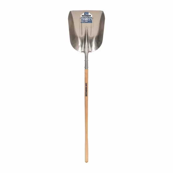17-1/2" x 14-1/4" Aluminum Blade Hardwood Handle Western Pattern Grain Scoop | STR49061