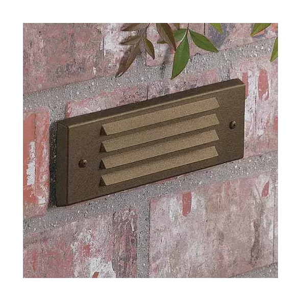 10 W Ceramic T3 Halogen Standard Architectural Bronze Die-Cast Copper-Free Aluminum Landscape 4246 Series Step Light | VISSL4246Z