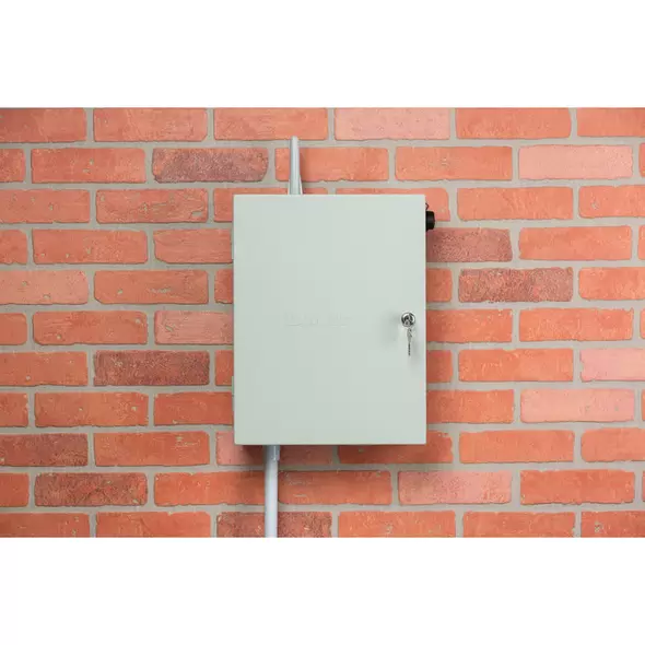 8 Stations Outdoor Modular 33 cm x 13 cm x 51 cm Gray Metal HCC Series Base Controller | HTRHCC800M
