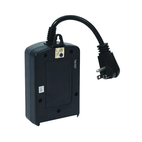 120 VAC Primary Black Analog/Mechanical Light Sensing Plug-In Timer | ITMHB51K