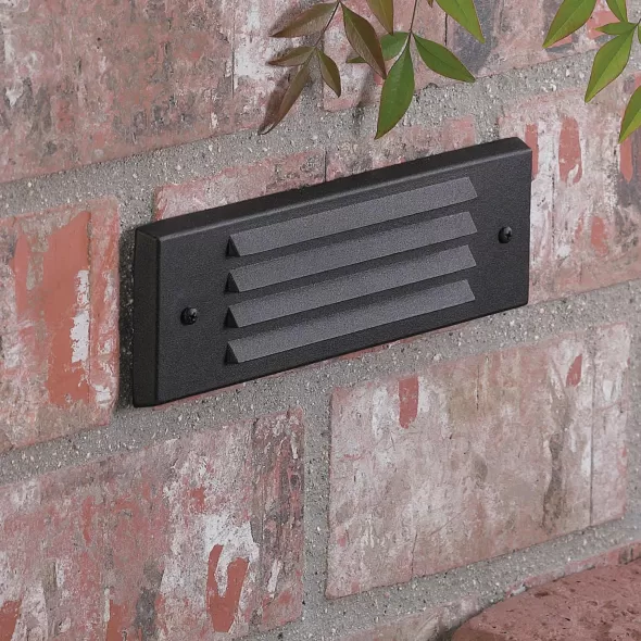 2.5 W T3 LED Olde Bronze Landscape Series 4246 Model Step Light | VISSL4246OZ2WT3