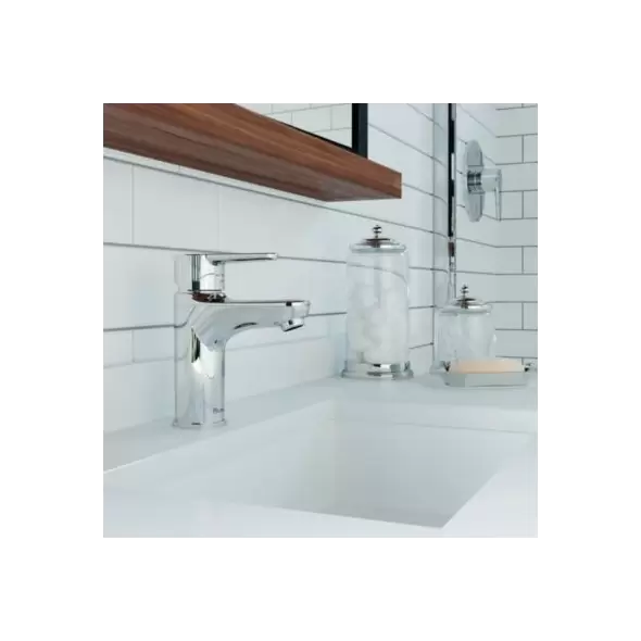 1/2" NPT 2-5/32" x 6-3/4" Metal Polished Chrome 1-Handle Bathroom Faucet | PPFLG1420600