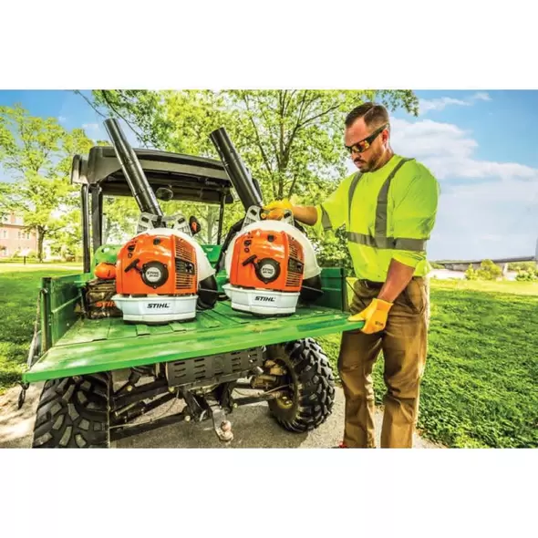 3.95 cu-in 3.8 bhp Backpack 238 mph Blower | STIBR600